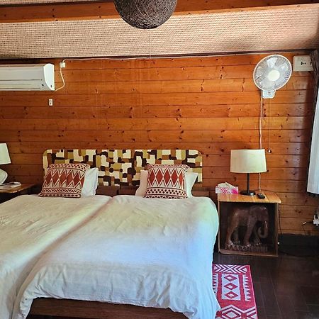 岡山市 Loft & Log Houseヴィラ エクステリア 写真